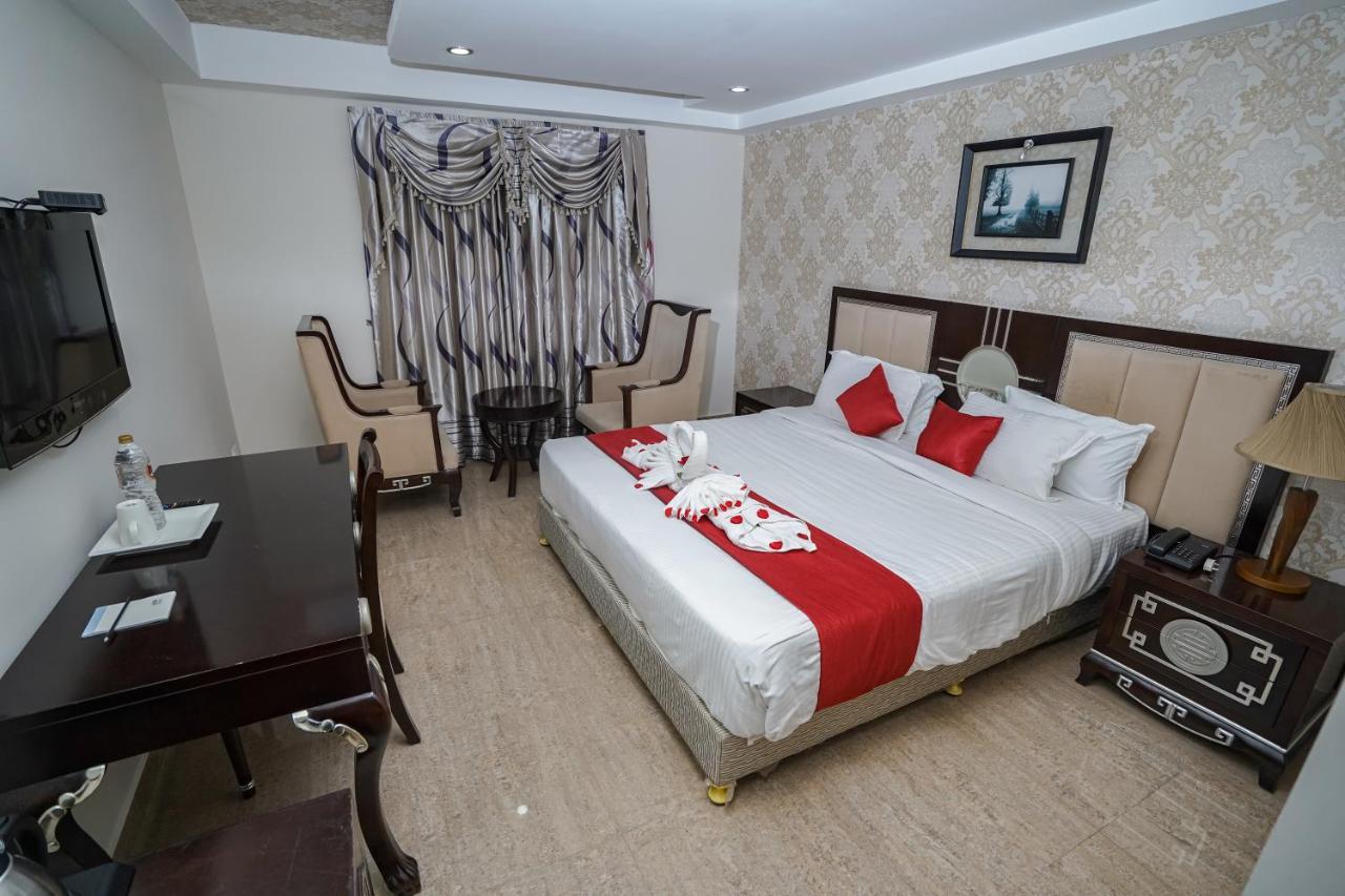 Hotel Sidhartha Chalakudy Kizhake Chālakudi Extérieur photo