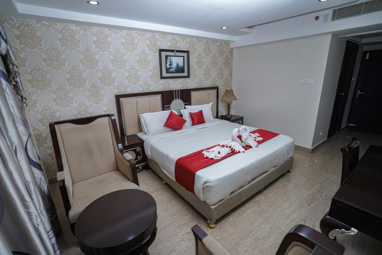 Hotel Sidhartha Chalakudy Kizhake Chālakudi Extérieur photo