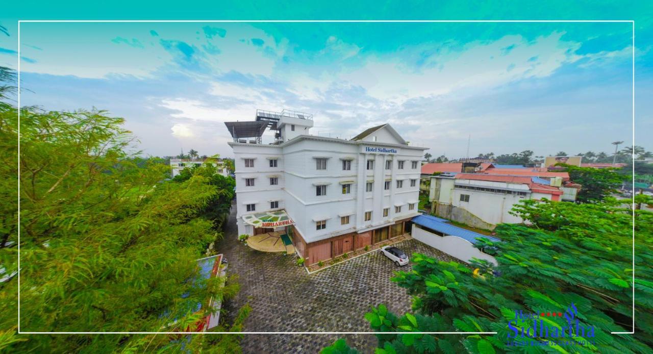 Hotel Sidhartha Chalakudy Kizhake Chālakudi Extérieur photo