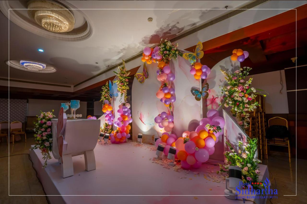 Hotel Sidhartha Chalakudy Kizhake Chālakudi Extérieur photo