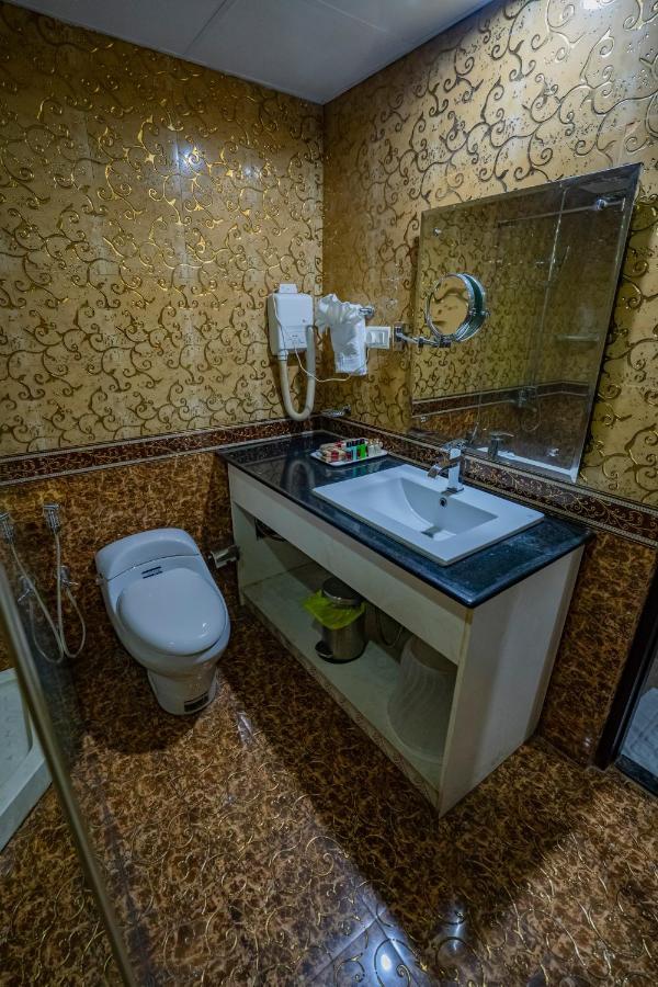 Hotel Sidhartha Chalakudy Kizhake Chālakudi Extérieur photo
